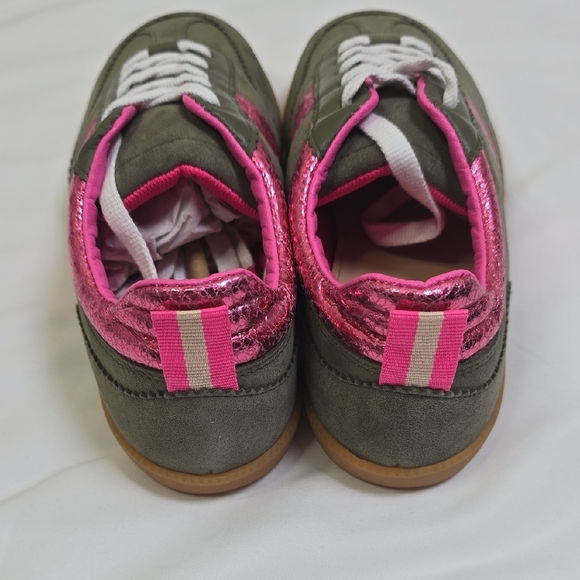 Boden Erin Suede Retro Women's Pink and Green Tenis Trainers Size 38/ 7.5 NWOB. - Picture 4 of 7